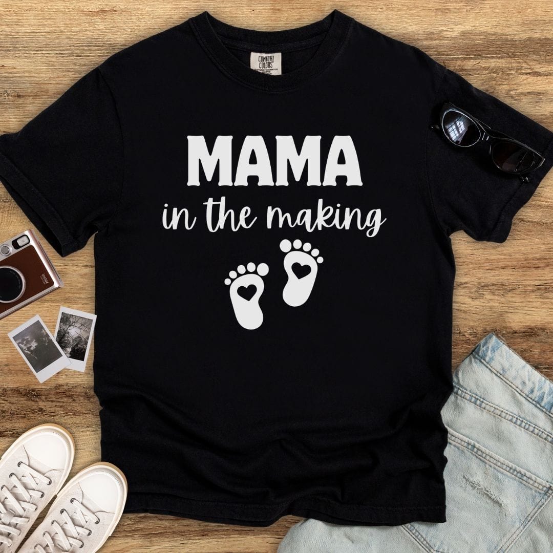 Mama in the Making T-shirt