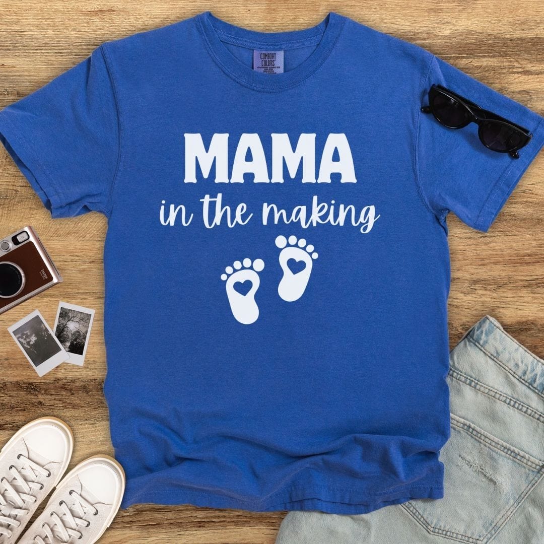 Mama in the Making T-shirt