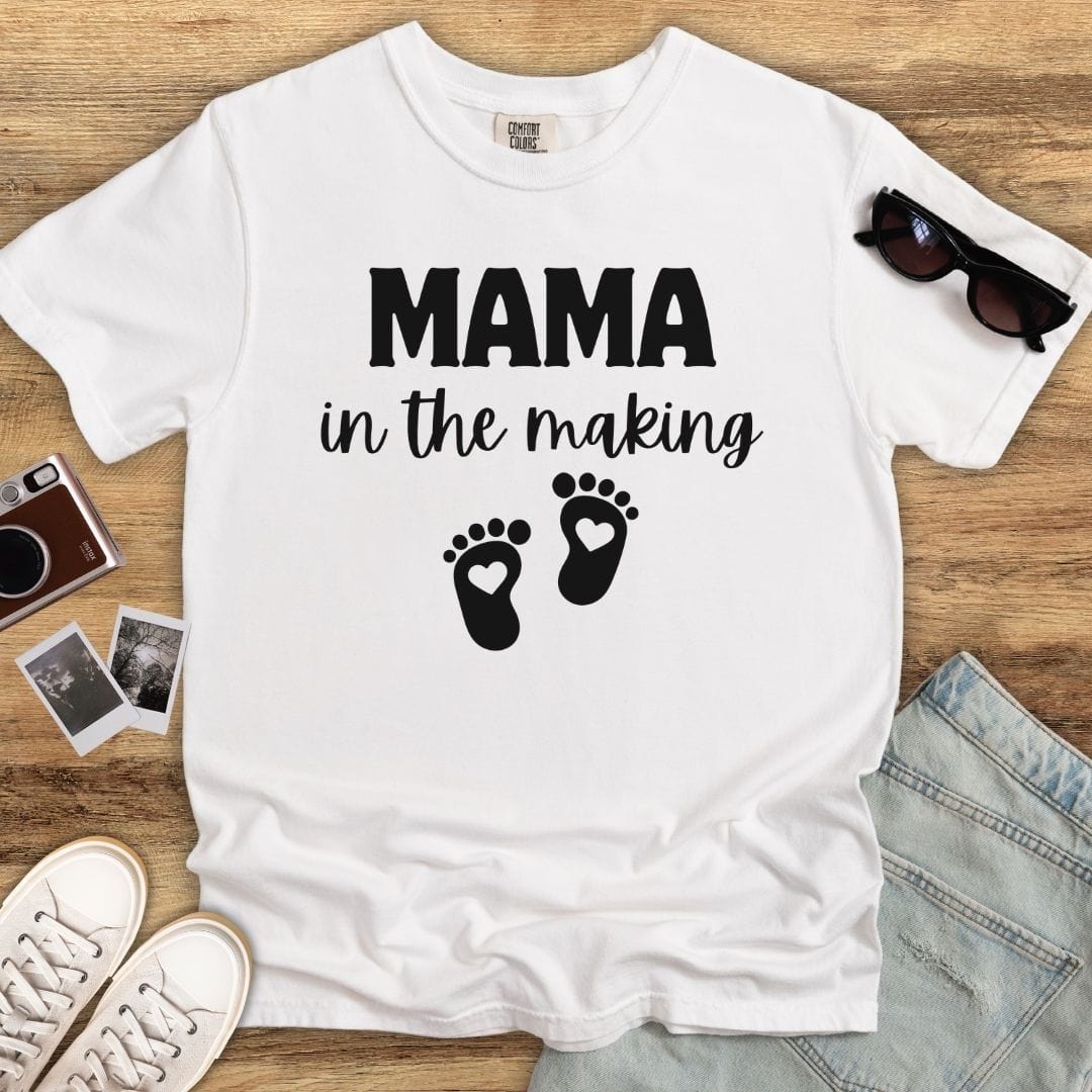 Mama in the Making T-shirt