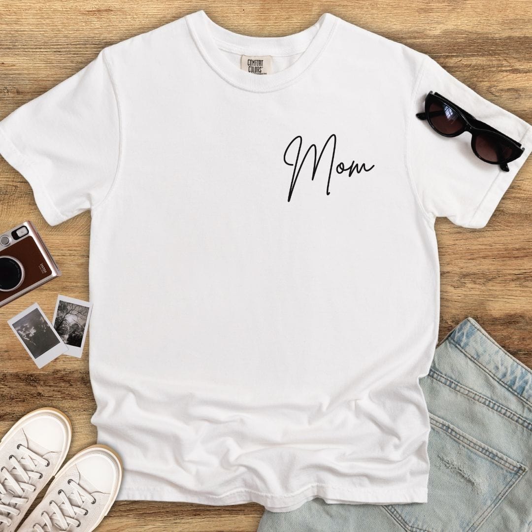 Mom Script T-shirt