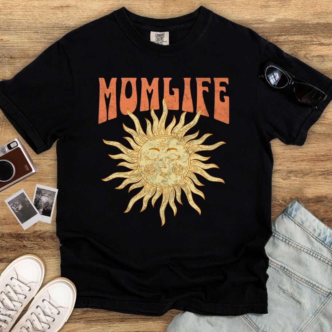 Momlife Sunset T-shirt