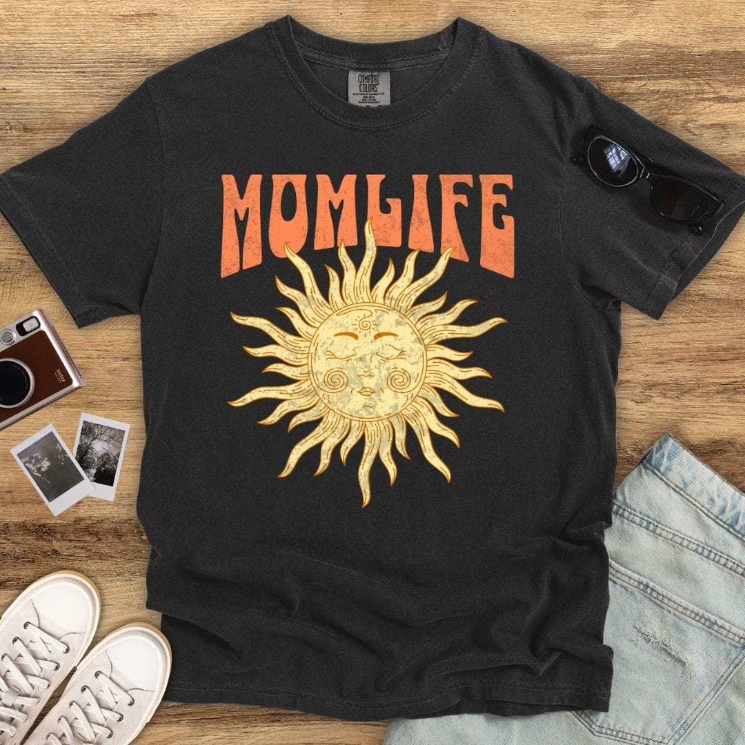 Momlife Sunset T-shirt